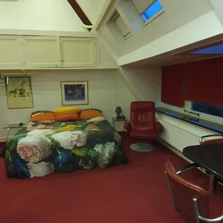 Xaviera'S Bed And Breakfast-3